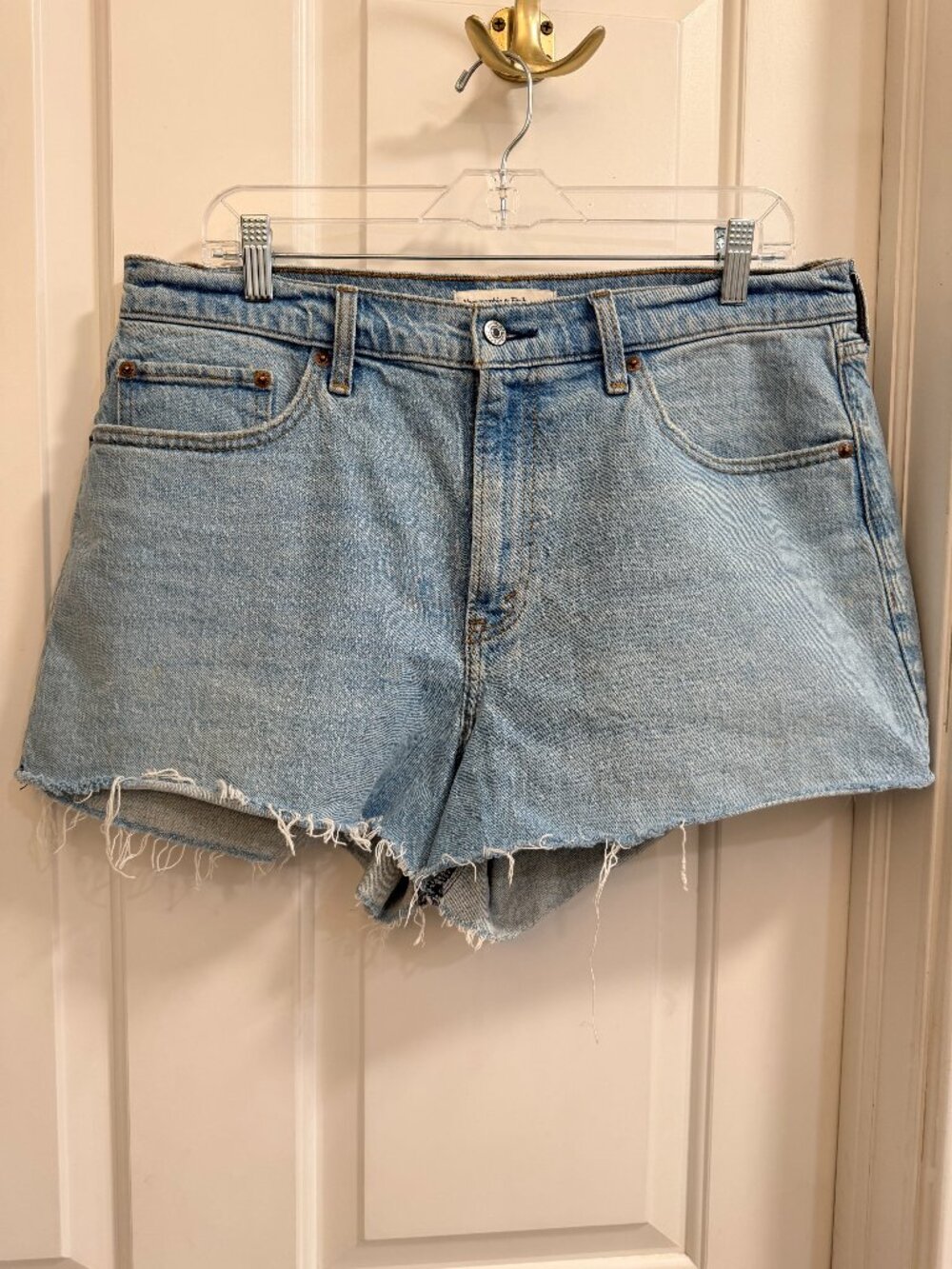Abercrombie Curve Love High Rise Mom Shorts Size 32/14